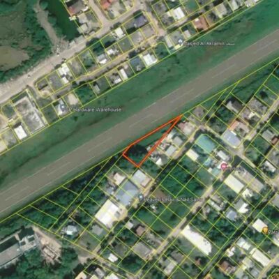 ENCROACHED PARCEL NO. 695 BETWEEN COCONUT DRIVE AND SAN PEDRO AIRSTRIP, SAN PEDRO, AMBERGRIS CAYE: