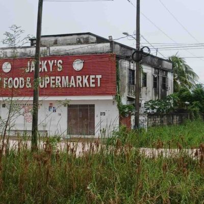 JACKY’S MILE 8 FAST FOOD AND SUPERMARKET, WESTERN PARADISE VILLAGE, BELIZE DISTRICT: