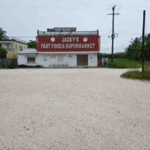 JACKY'S MILE 8 FAST FOOD AND SUPERMARKET, WESTERN PARADISE VILLAGE, BELIZE DISTRICT: