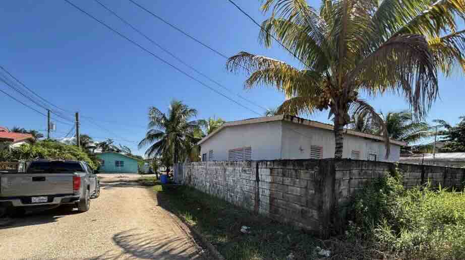 PARCEL NO. 749. DIEGO STREET NEAR ITS INTERSECTION WITH STANN AVENUE, ST. MARTIN DE PORRES WEST, BELIZE DISTRICT: - Image 13