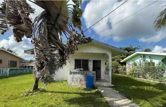 PARCEL NO. 7027 LOS LAGOS AREA, LADYVILLE, BELIZE DISTRICT: